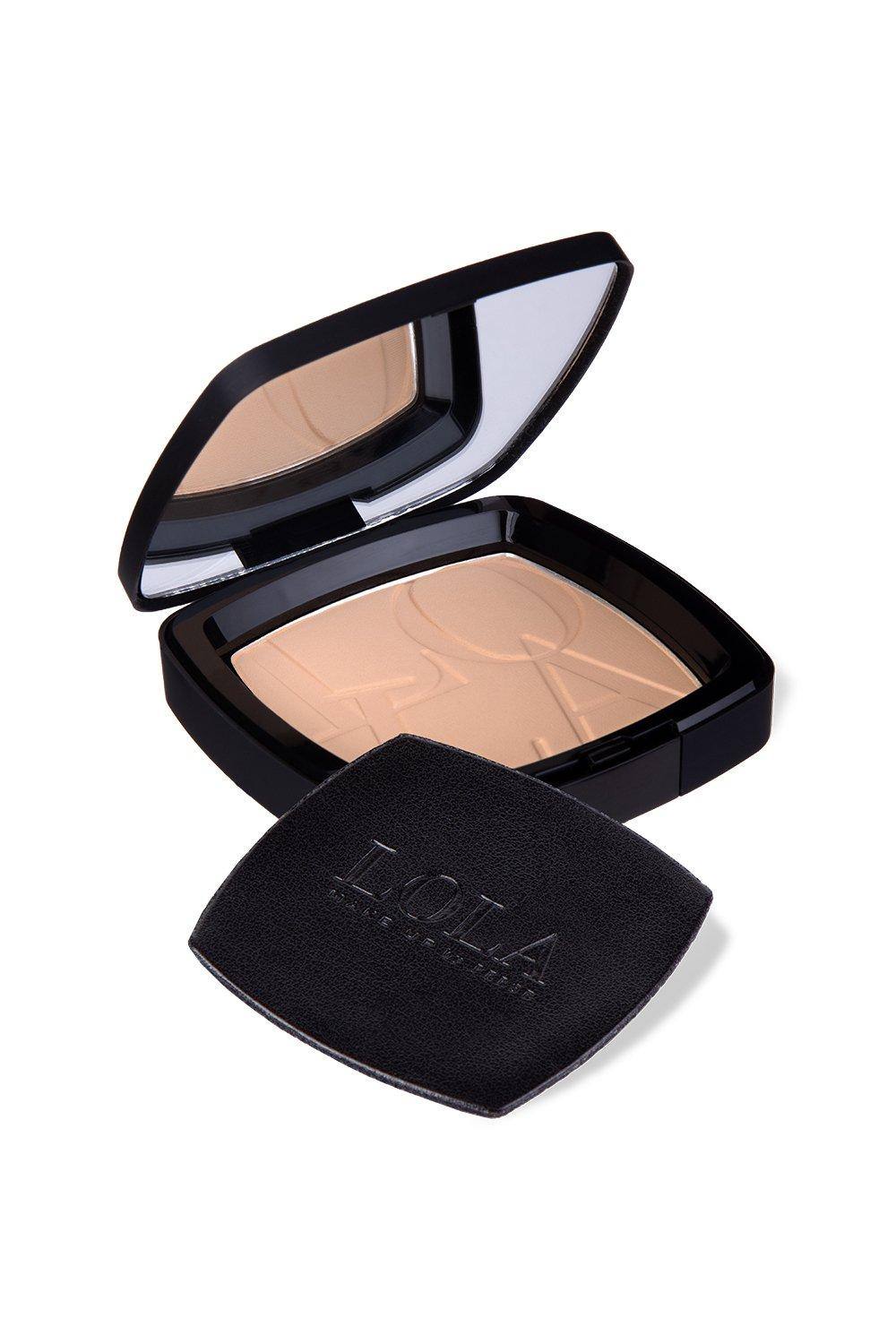 Lola Unisex Matte Silky Finish Pressed Powder in Corn Maze