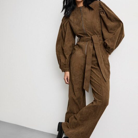 Warehouse Women's Cord Zip Through Belted Jumpsuit in Chocolate | Size: 8