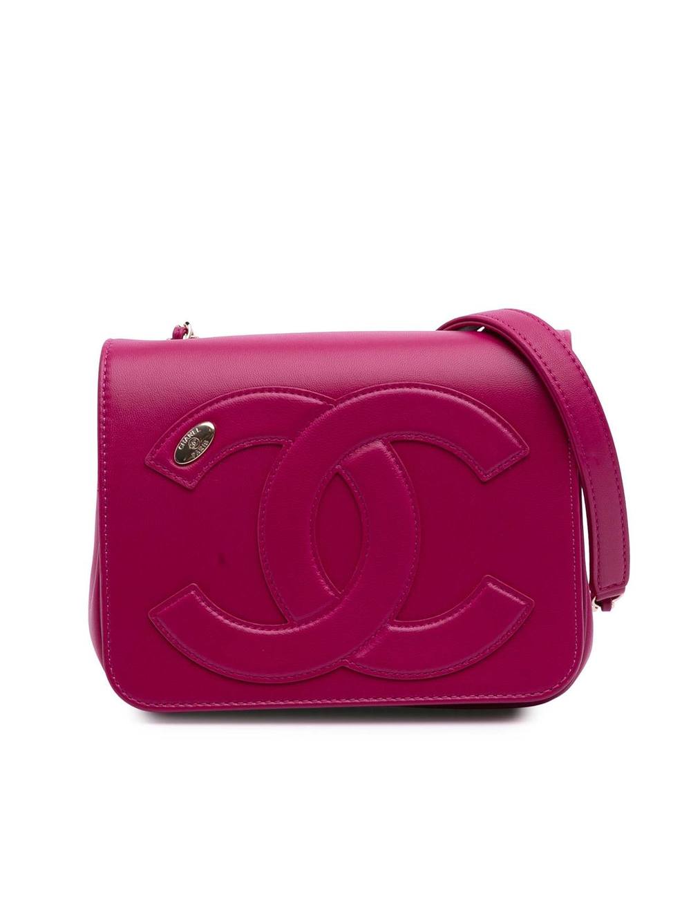 Chanel Women's Preloved Leather Shoulder Bag with Flap Closure and Chain-Link in Pink