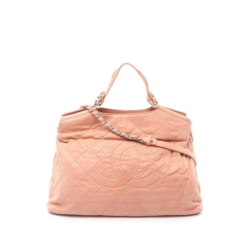 Chanel Women's Preloved Satchel Bag in Pink
