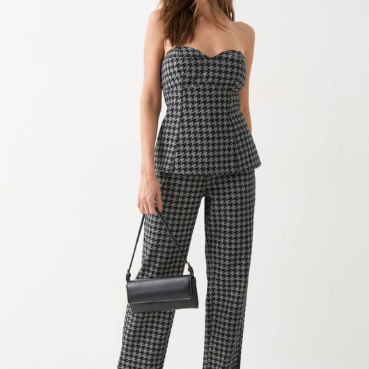 MISSPAP Women's Dogtooth Printed Denim Straight leg Jean in Mono | Size: 10