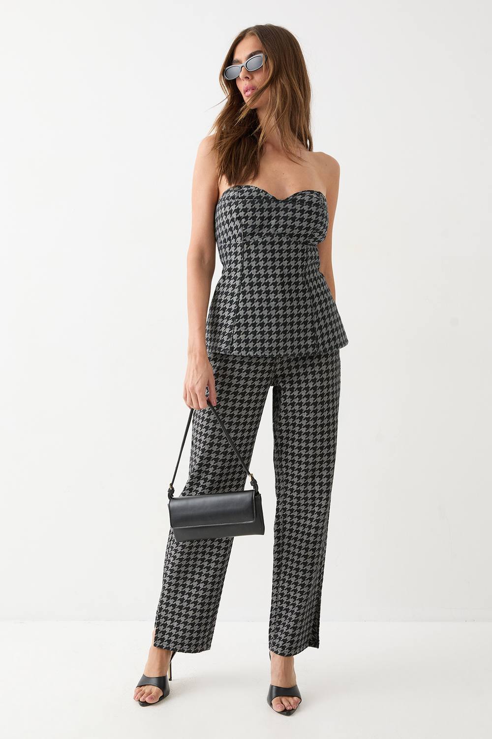 MISSPAP Women's Dogtooth Printed Denim Straight leg Jean in Mono | Size: 10