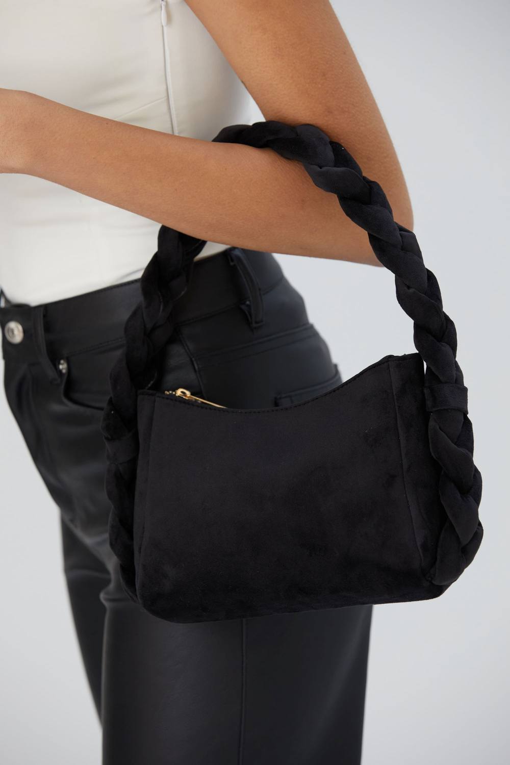 Belissh Women's Braided Handle Shoulder Bag in Black