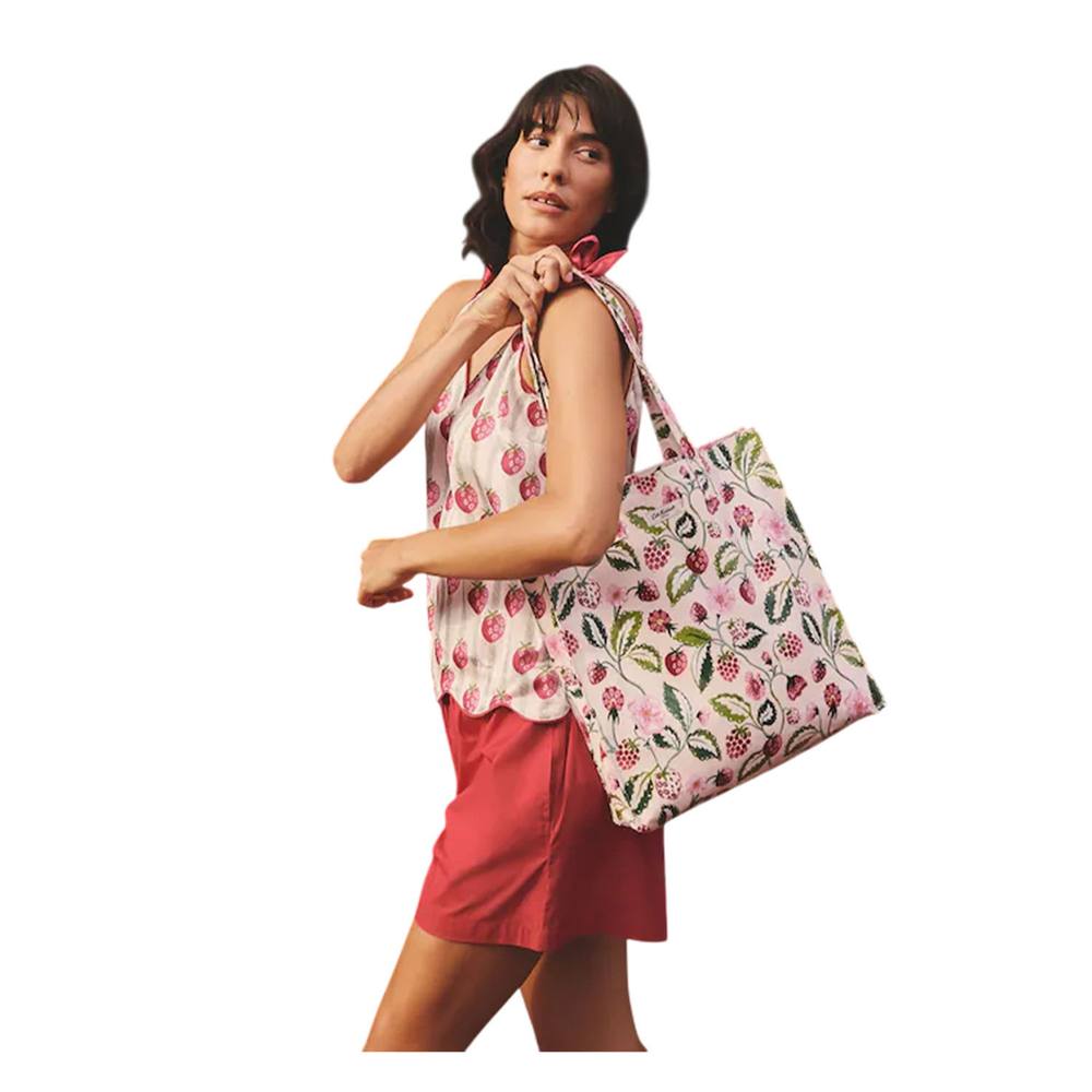 Cath Kidston Women's Berries Tote Bag in Ecru